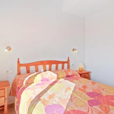 Holiday home Cypress House *